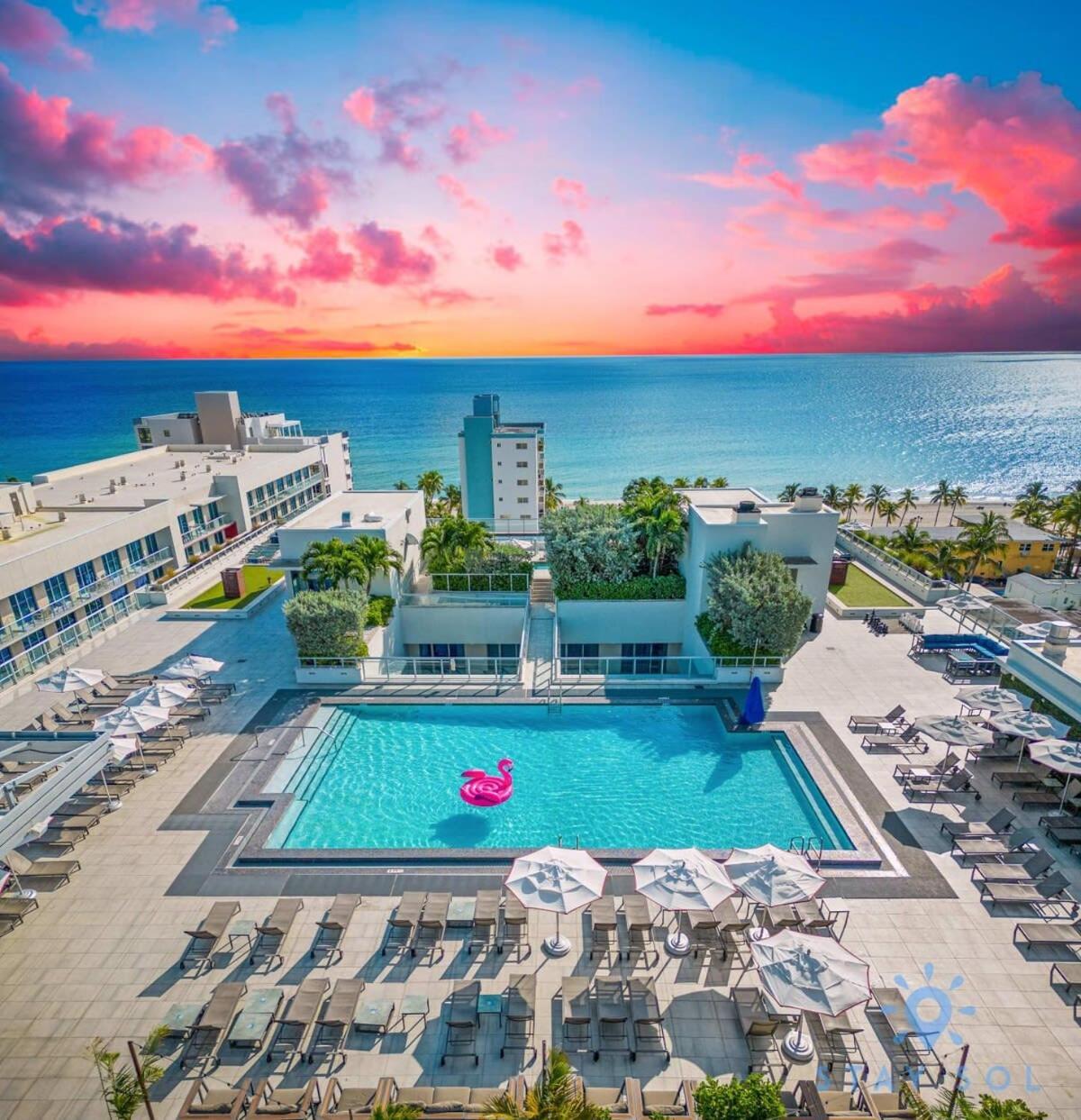 Rooftop Pool - Balcony - Hollywood Beach Broad - Walk Exteriér fotografie